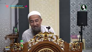 Bilal Dah Iqamah Makum Ralit Main Minyak Wangi - Ustaz Azhar Idrus