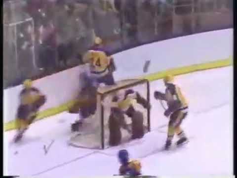 Jay Wells punching Rockies. 10/15/81