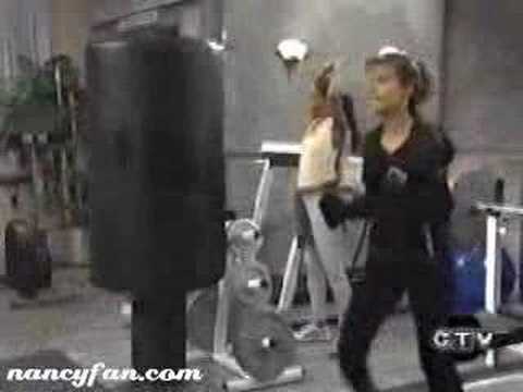 alexis attempts to work out, funny funny scene