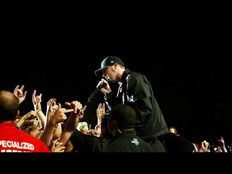 Limp Bizkit - Eat You Alive - [Live at Finsbury Park, London, England 2003] Official Pro Shot*