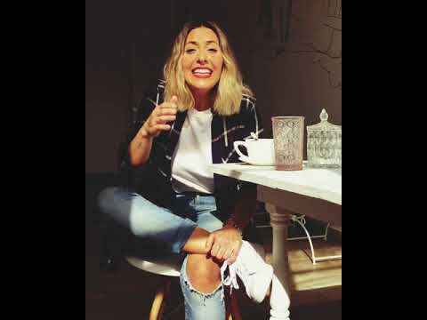 Yo vivo en una ciudad - Miguel Cantilo - cover - Agustina Vita