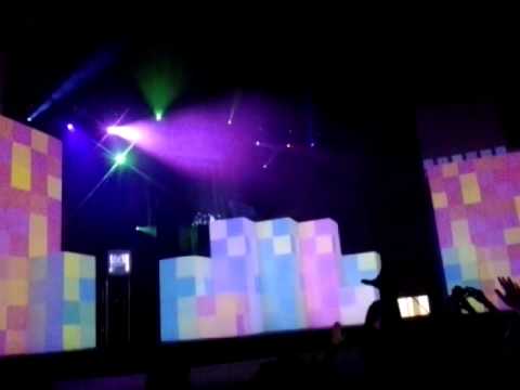 Jorn van Deynhoven @ Istmo Fest 2014 Armada Stage