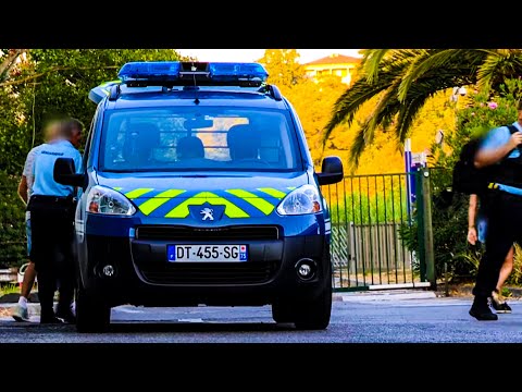 L'AUTOROUTE DES VACANCES - EP02: SUR TOUS LES FRONTS - reportage complet - FULL HD