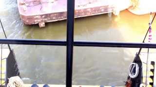 Putting out head gear