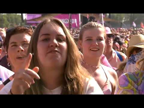 Mika - Grace Kelly (live @ Pinkpop 2025)