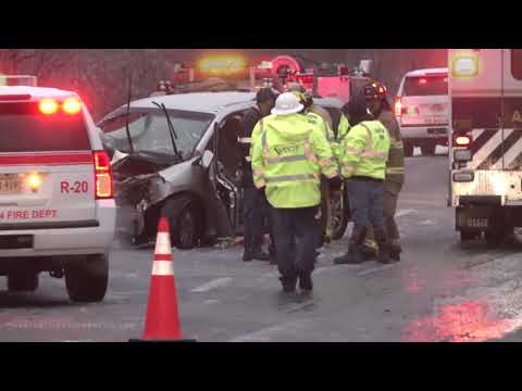 02-18-2021 Roanoke, VA - Ice Storm Leads to Serious Accident, I-81 Shutdown - Visuals of Ice Accumul