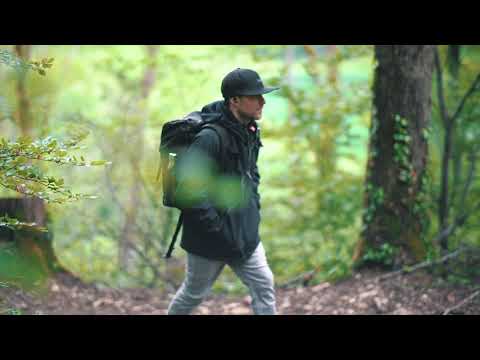 Snugs Ambassador Benjamin Friant with his Snugs