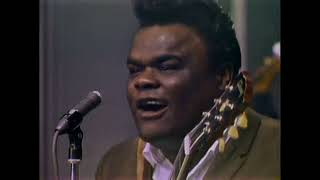 I&#39;m Tore Down - Freddie King