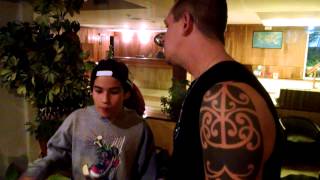 Randy Ebright Rapeando