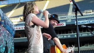 Sugarland - All I Want To Do Seattle HD Live