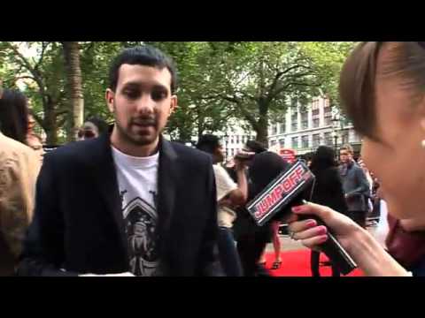Dynamo Magic Trick on 4321 Red Carpet
