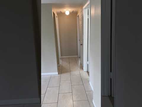 Beautiful 2 bed/1 Bath home! property video