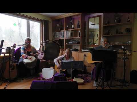 Harmonic Fusion performs Hina Na Ho (Susan Aglukark cover)