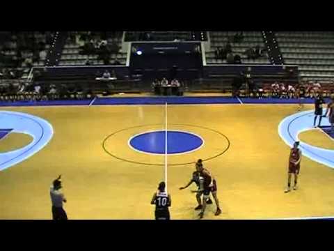 LF J9 GIPUZKOA UPV...,61 - 59,EMBUTIDOS PAJARIEL BEMBIBRE PD... (22/11/2014)