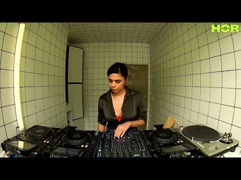 Fever AM - Mor Elian / July 22 / 6pm-7pm