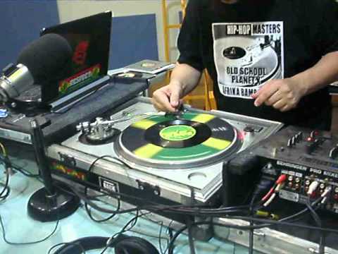 LUKALION Dj en LA DE DIOS - SET EN VIVO (14-12-12) 13.AVI