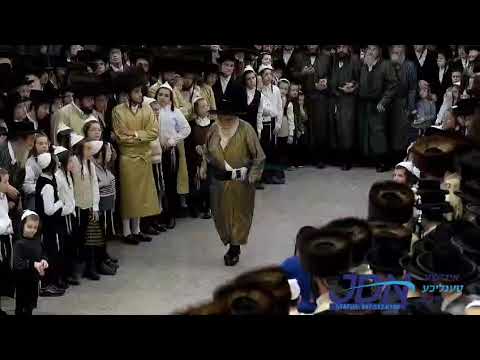 Hachnosas Sefer Torah In Toldos Aharon - Tishrei 5785