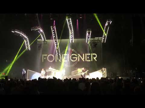 Foreigner - Urgent - Hollywood Ampetheatre St. Louis 7/18/18