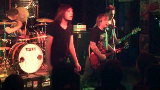 CUPIDFALLS- Bring The Floor Down (Live at Ep Launch)