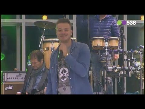 Gers Pardoel - Bagagedrager (live bij Evers Staat Op)