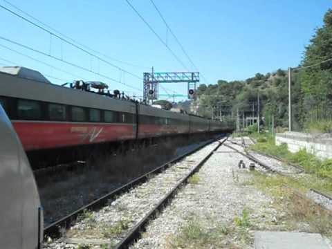 VideoFerroviari in Campania - Stazione di PM Maddaloni Superiore L'incrocio programmato