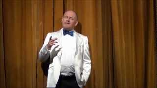 Robert Green sings Noel Coward