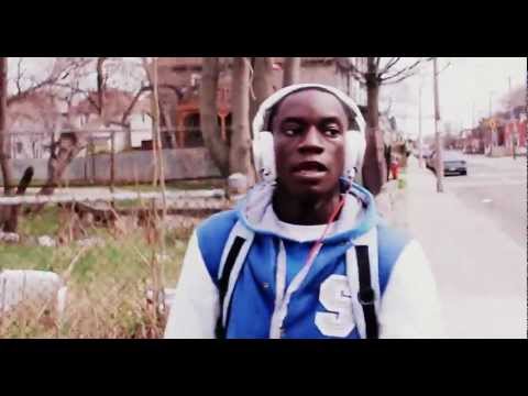 Sizzy Ft.Y.Scyla - Smokin