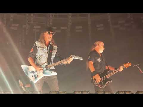 Kabát: Starej bar (Brno, 8. 10. 2024)