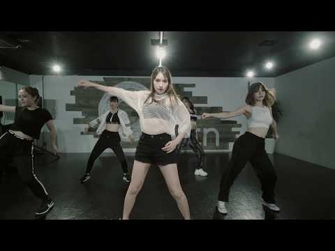 Chuning Candy 「BESIDE」/ DANCE PRACTICE VIDEO
