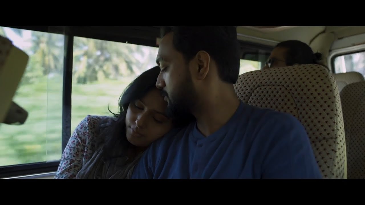 Oru Njayarazhcha Official Trailer