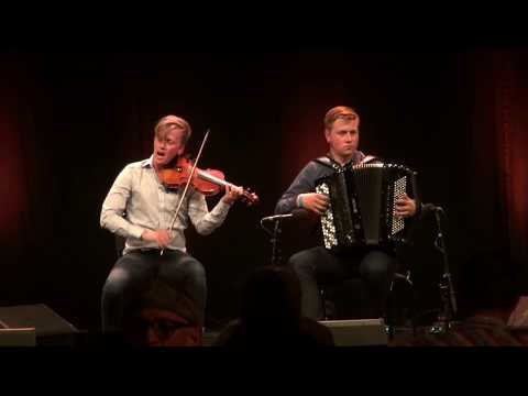 Lene - reinlender, composed and performed by Bjørn Kåre Odde and Ole Nilssen