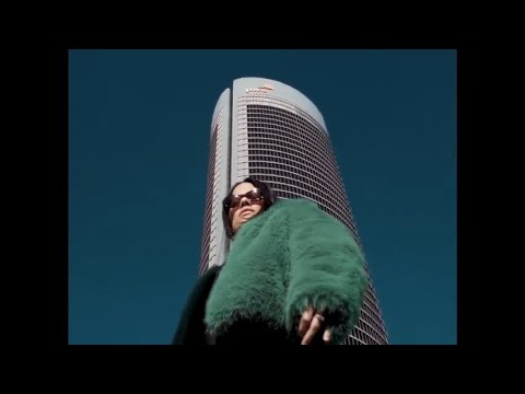 Sofi de la Torre - Este flow no es gratis (Videoclip Oficial)