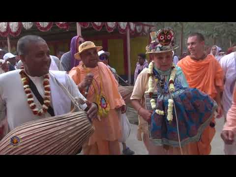 2017 Navadwip Mandala Parikrama, Day 4. Part 3.  Kirtan party on the move.