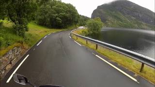 preview picture of video 'FZ6 riding small roads in western Norway.'