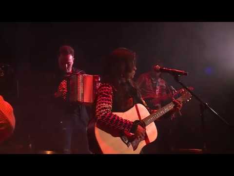 Aura Castellar - Luna SanJuanera (Roberto Calderón)