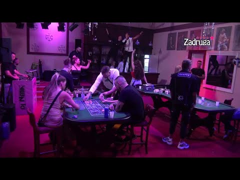 Zadruga 5 - Dejan i Mina nikad bliži, završili zajendo na šanku - 04.05.2022.