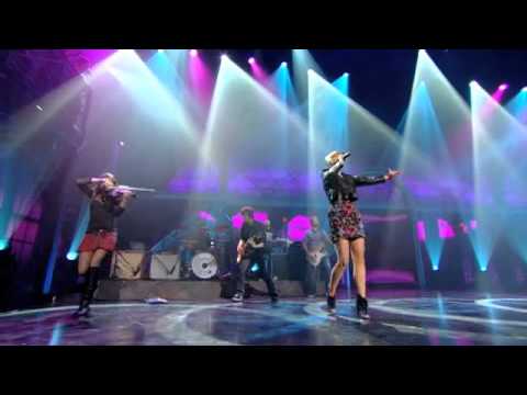 Georgia Murray performs "Home for a Rest" by Spirit of the West