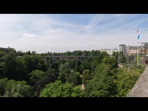 Luxemburgo - Place de la Constitution, Parc de la Pétrusse