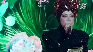 Download lagu Jangan Pernah Berubah Melly Goeslaw Ada Apa Dengan Melly & Friends Live Axiata KL Malaysia mp3