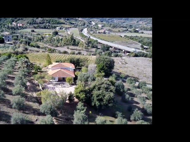 CARDEDU (TERRITORIO DI OSINI) - VILLA CON GIARDINO E ULIVETO