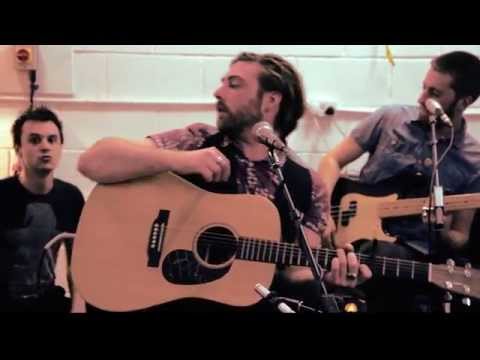 Lowly Hounds - Along That Rolling Road (acoustic)
