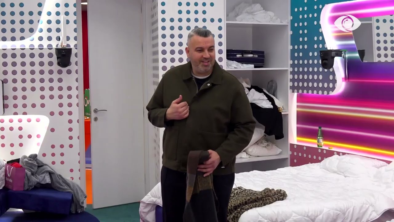 Kristi është më burrë se ty…/ Rogerti diskuton me Mirin