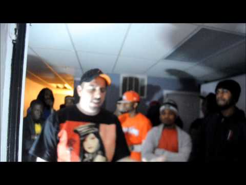 Moonman vs Baby Joker