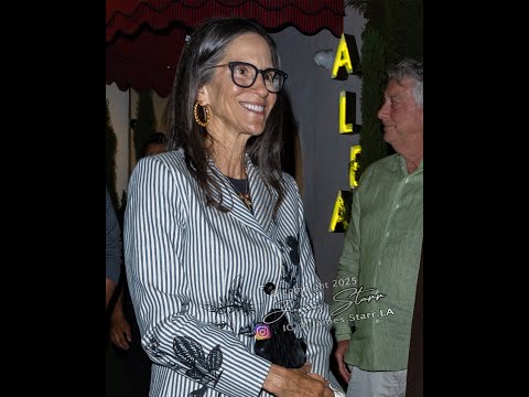 Jami Gertz Leaked