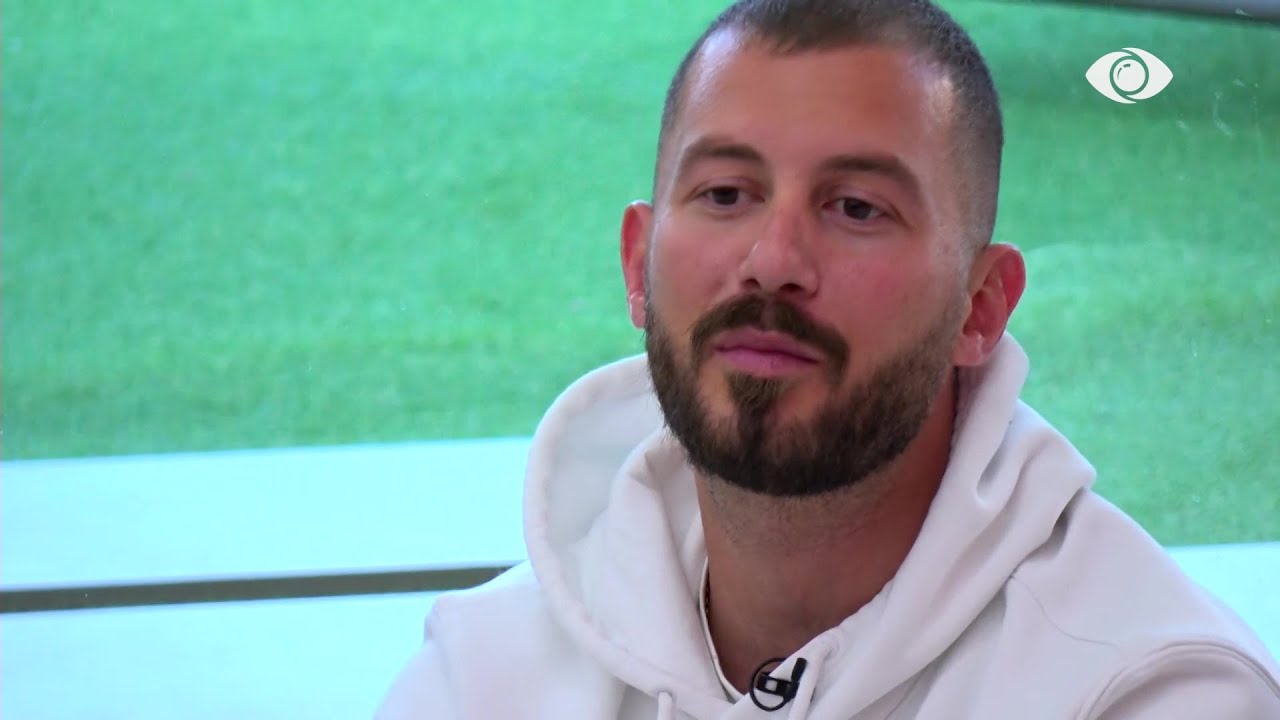 “Meritoj një shpjegim”/ Romeo-Heidit: Do lojën më shumë se mua