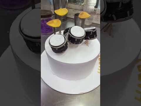 #cake #spotify #music #reels #viralvideo #comment #viral #video #cakedecorating #nice #nazim