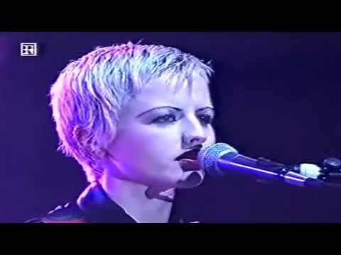 The Cranberries - Ode To My Family (Live At Alabama, Munich, Germany, 1994)