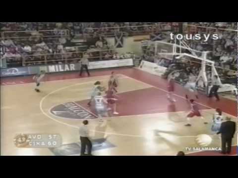 Avenida vs CSKA - Triple de Anke De Mondt que da lugar a la 1ª prorroga - 04/02/09