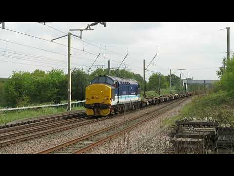 DRS Regional Railways 37425 - 4Z70 Intermodal Flats, Balshaw Lane Jn 03/05/22.