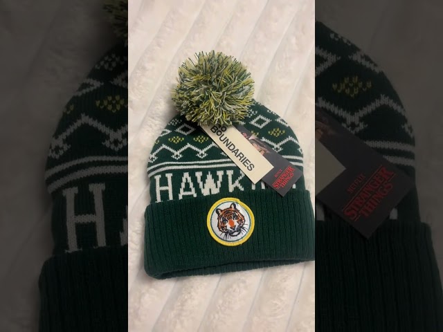 Vídeo relacionado con Stranger Things Hawkins Tigers Scratch Youth Kids Boy/Girls Pull-Over Hoodie, Athletic Heather, 9-11